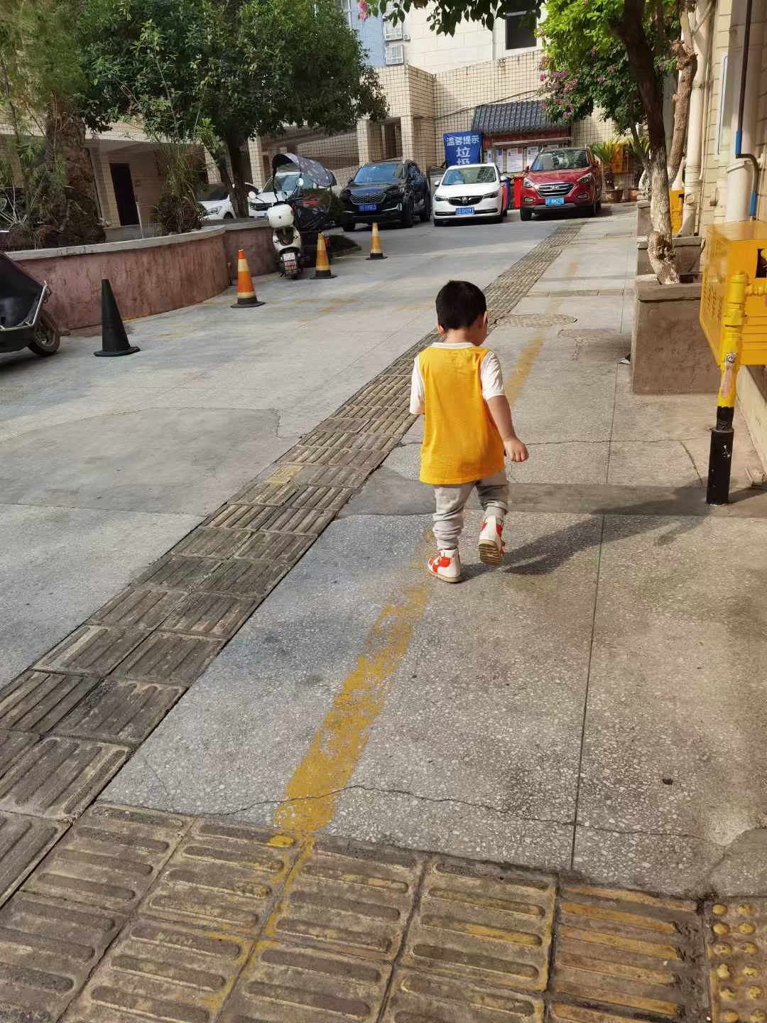 嘟嘟3.jpg